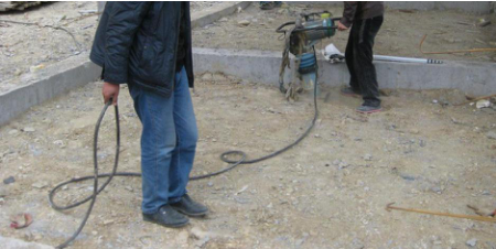 輕鋼別墅地基回填土手扶打夯機(jī)施工圖